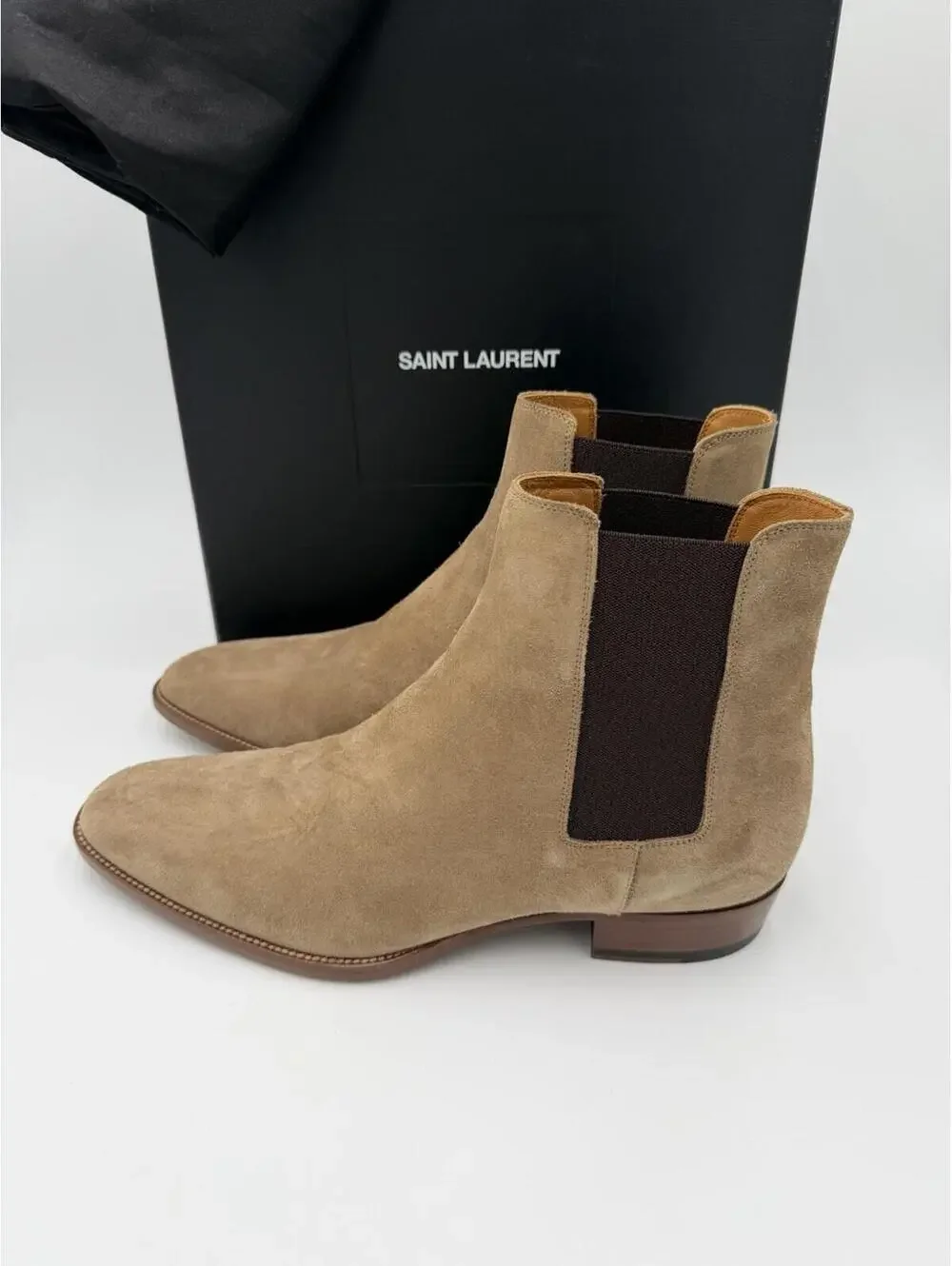 Saint Laurent Wyatt Chelsea Boots Beige Suede Mens Size 43